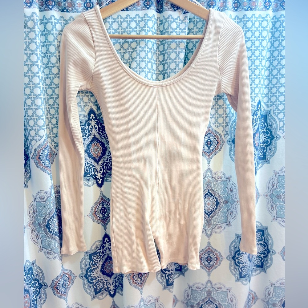 LA luxe cream long sleeve scoop neck romper (L)
